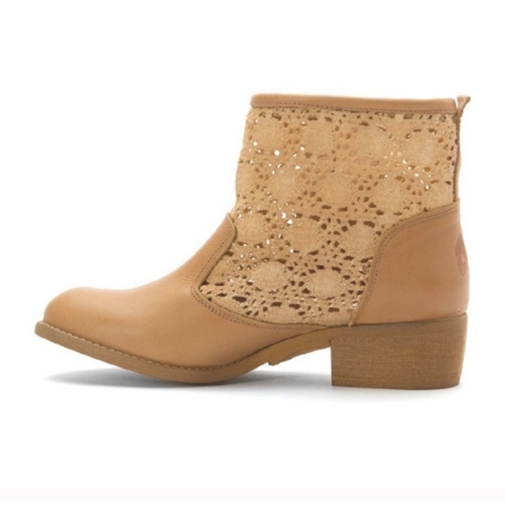Musse & Cloud Ainhoa Sand Crochet Ankle Booties Boots size 37